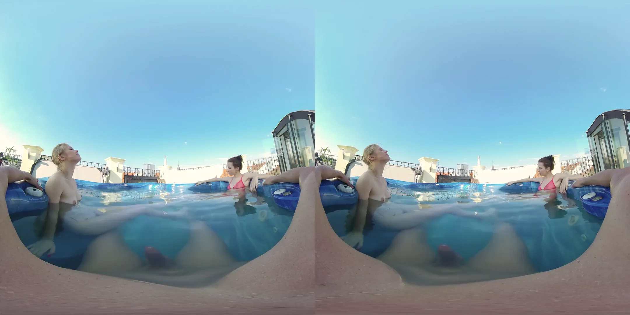 VR