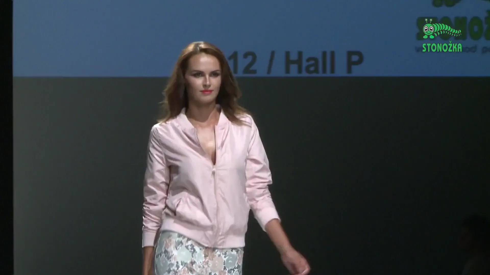 modnÃ­ pÅehlÃ­dka (fashion show) in the Czech Republic fahion show 2017