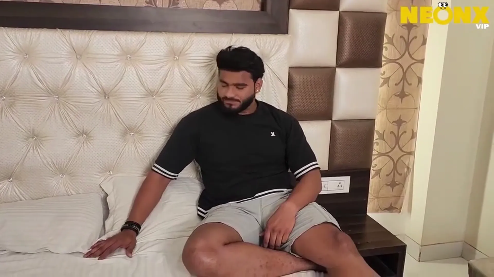 Desi Milf Hema Gets Cumshot On Her