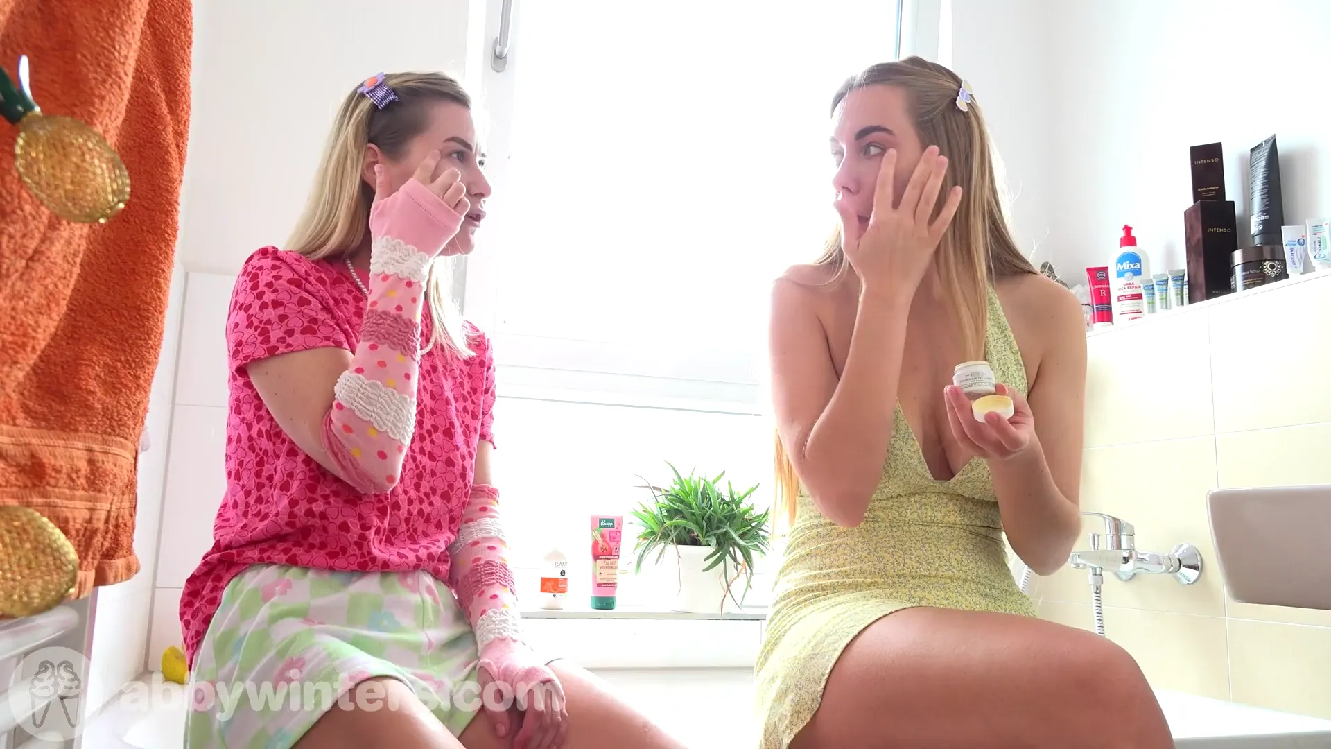 Madison A & Ryana