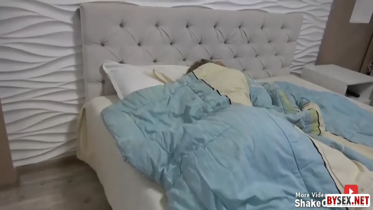 Sleeping Stepsister Encounter: A Forbidden Fantasy