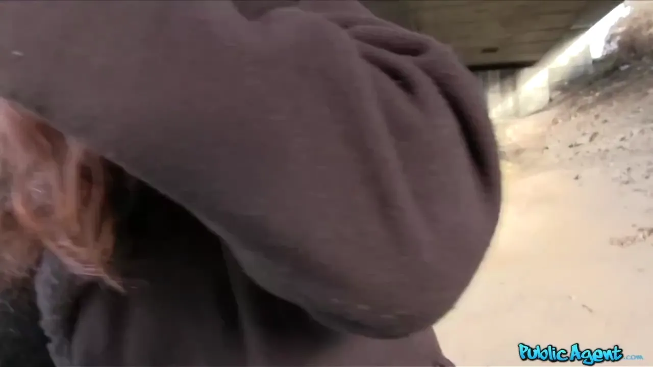 Redhead Delivers an Intense Blowjob Experience!