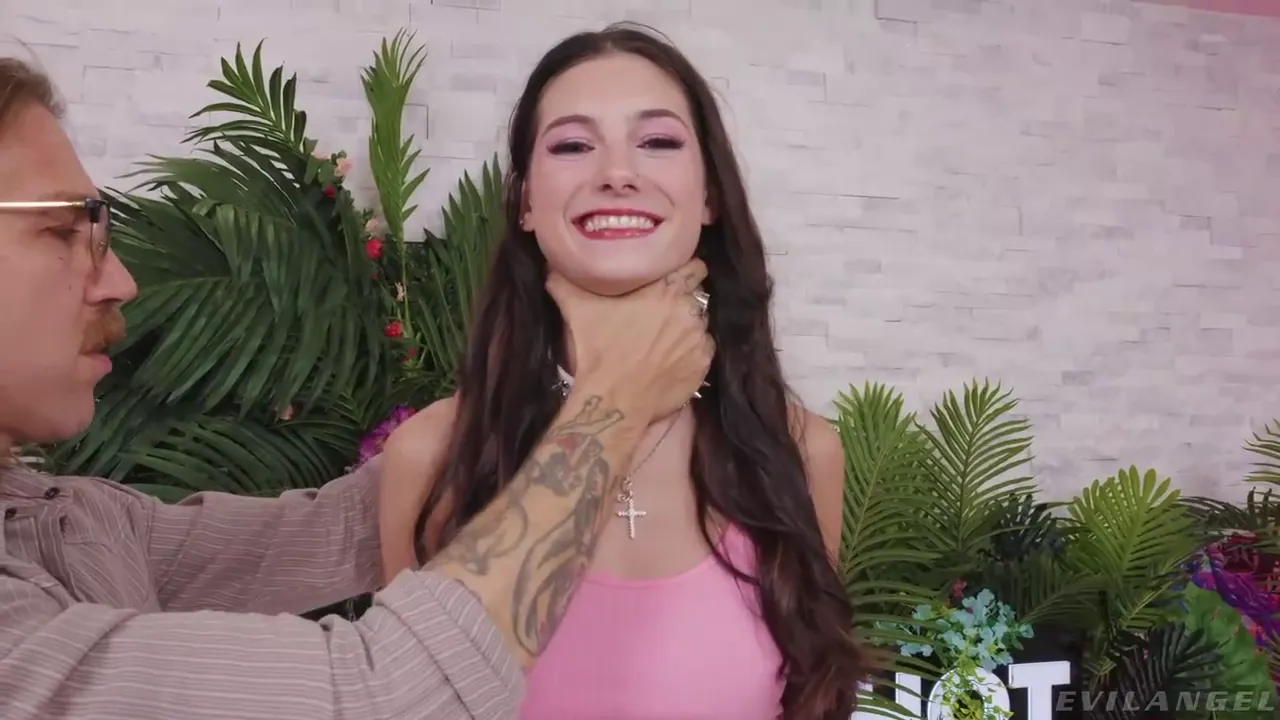 Slim Beauty Delights Unkempt Guy with Intense Oral Pleasure