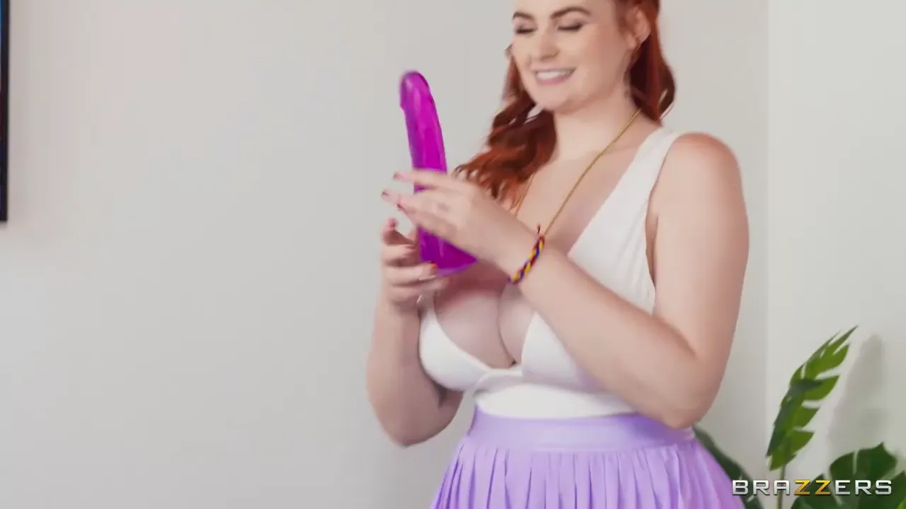 Seductive Redhead Stepmom Tempts Her Stepson
