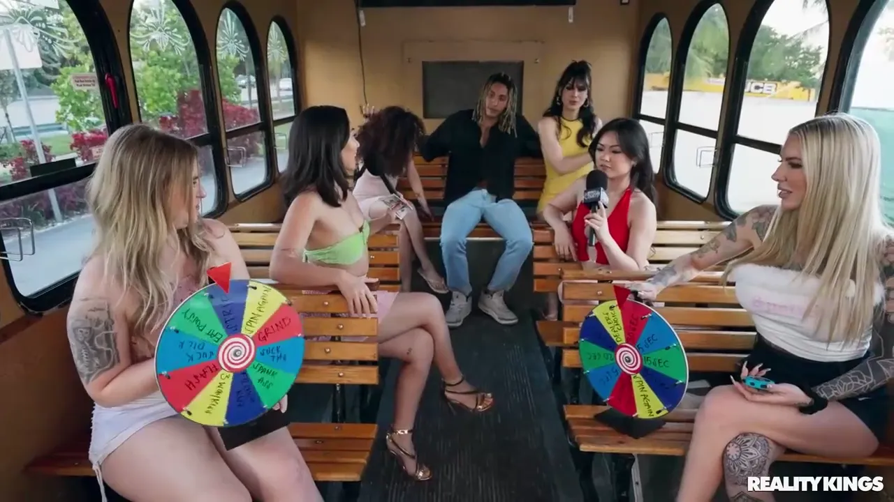 Young Asian Beauties Perform Group Oral Pleasures for One Lucky Guy