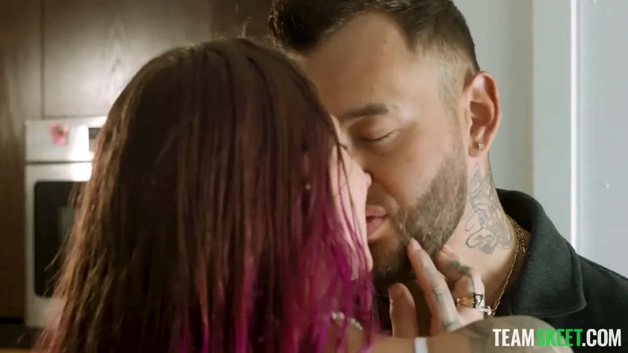 Tattooed Beauty Delivers an Incredible Oral Experience
