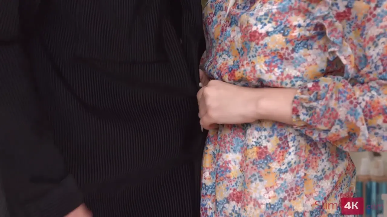 Fiery Redhead Invites Her Boyfriend for an Intimate Encounter