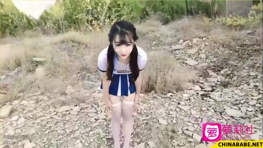 Sensual Asian Beauty Pleasures Her New Boyfriend with an Intimate Blowjob