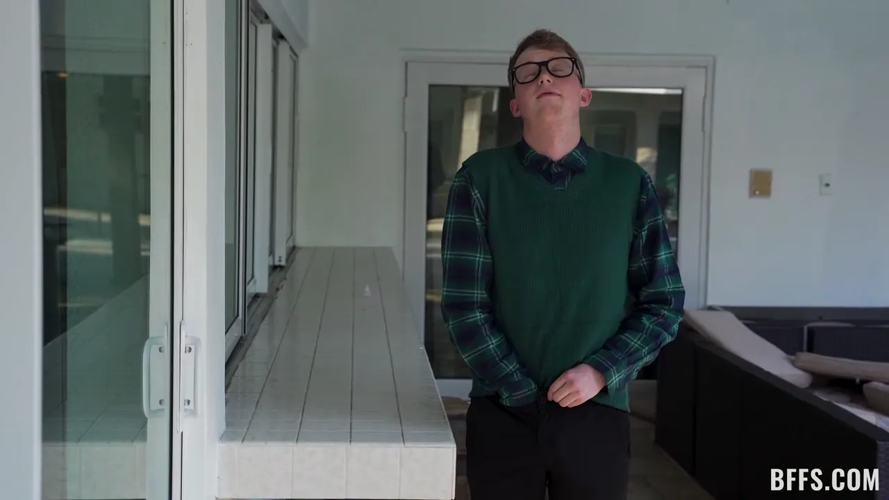 Three Hot Girls Take Turns Giving the Birthday Boy a Steamy Blowjob