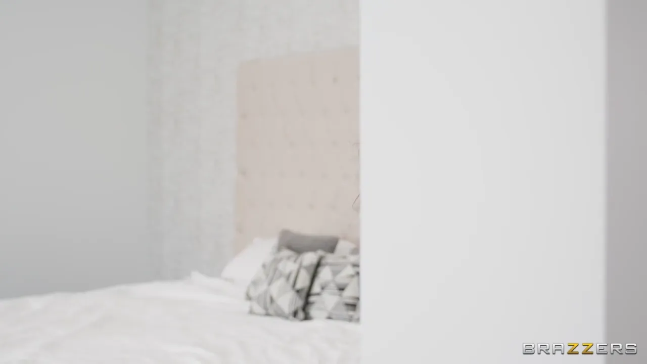 Sensational Young Mulatto Delights a Married Man with Amazing Oral Skills