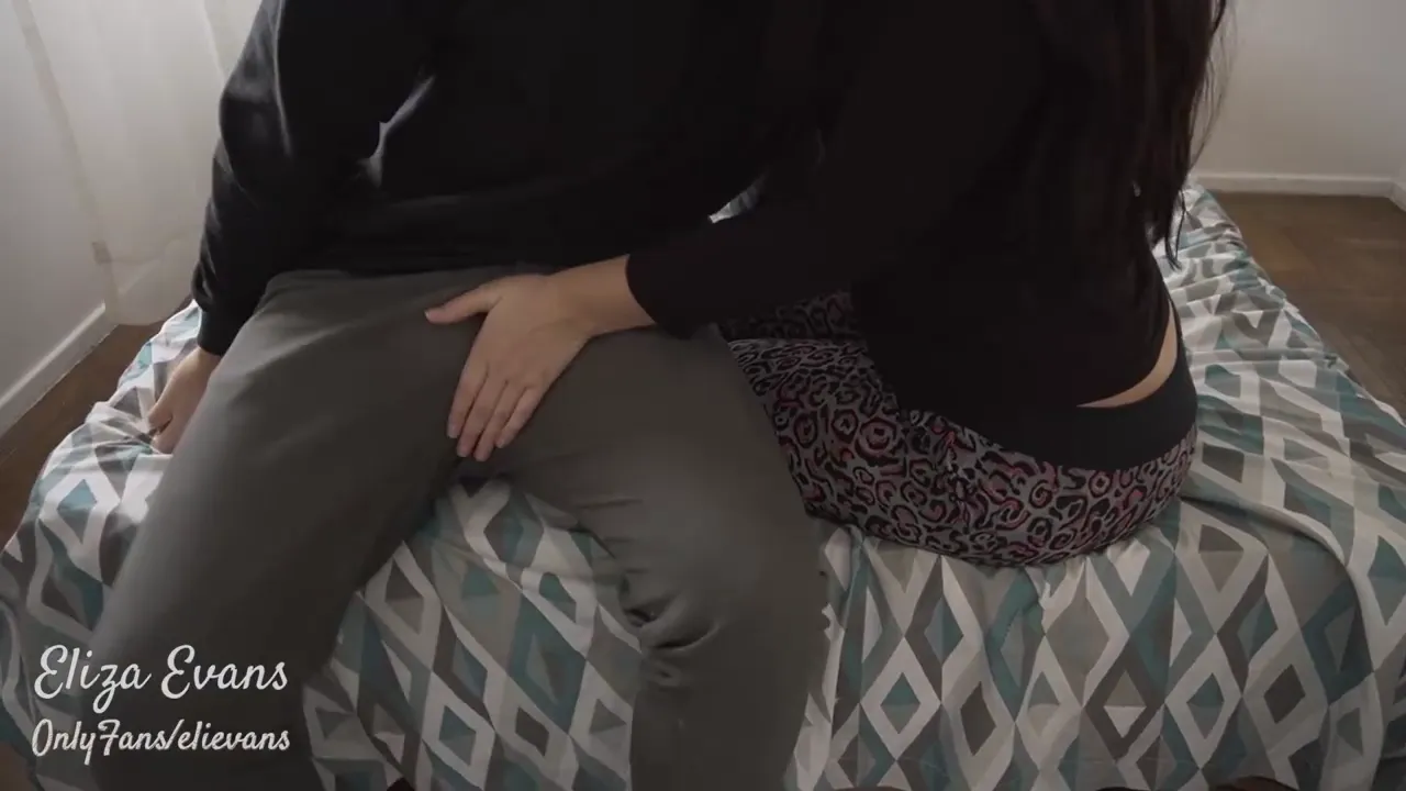 Admiring Curves: A Passionate Ride on the Throne