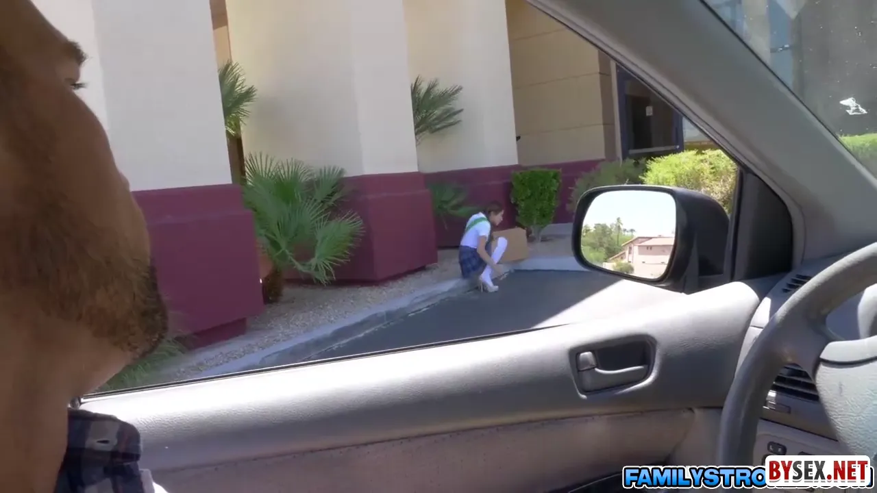Young Temptress Seduces Her Stepfather