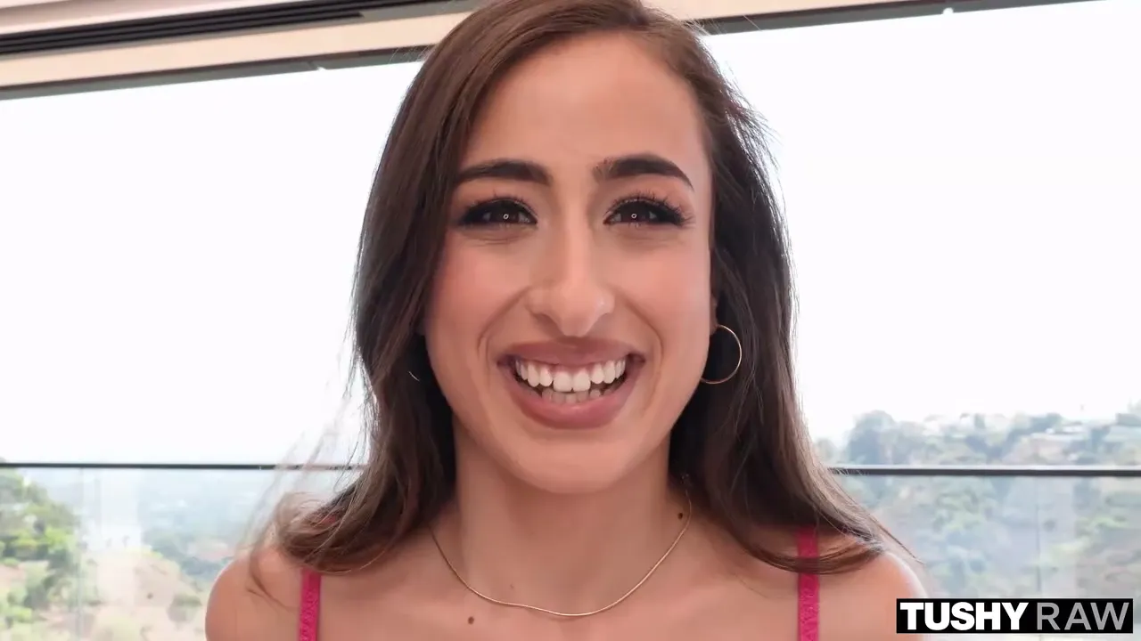 Stunning Beauty Embraces Bold Pleasure in Anal Adventure
