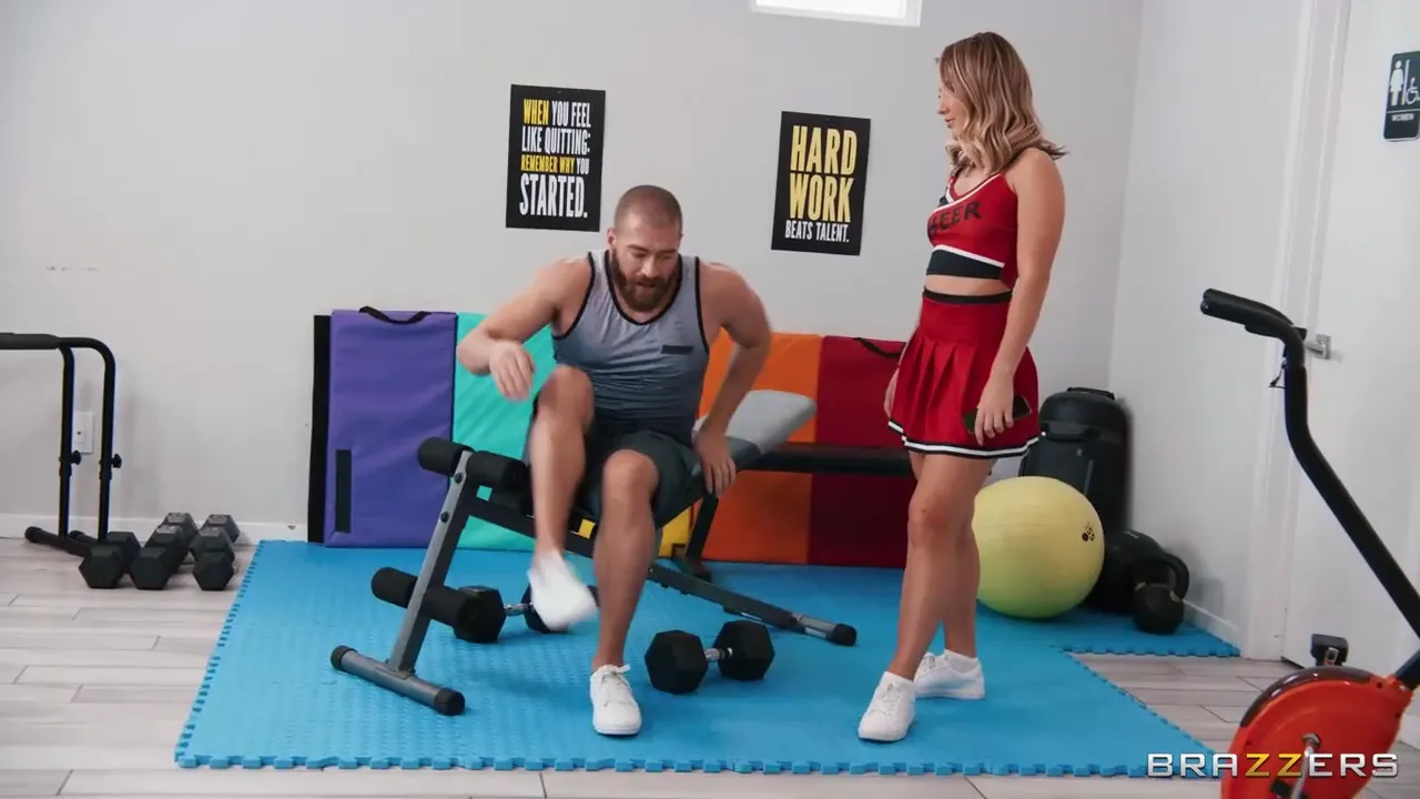 Blonde Beauty Receives a Surprise from Her Trainer