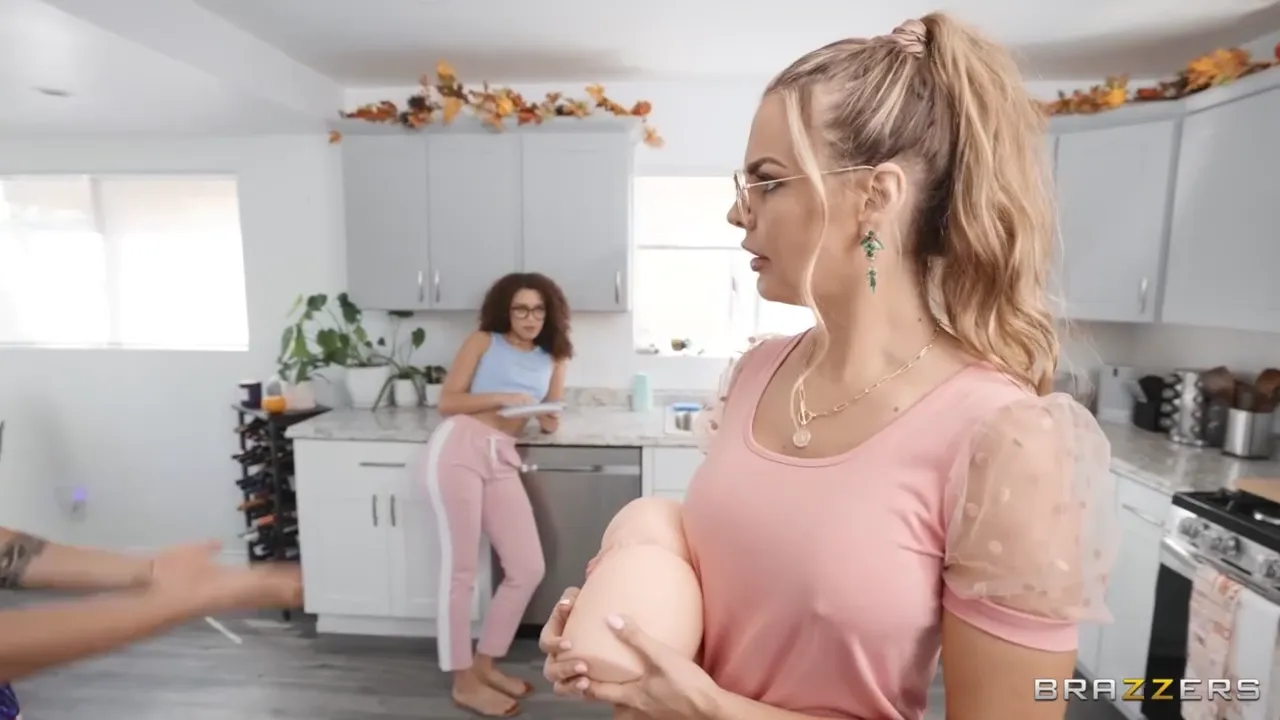Interracial Delight: A Curvy Beauty Substitutes Herself for a Toys Experience