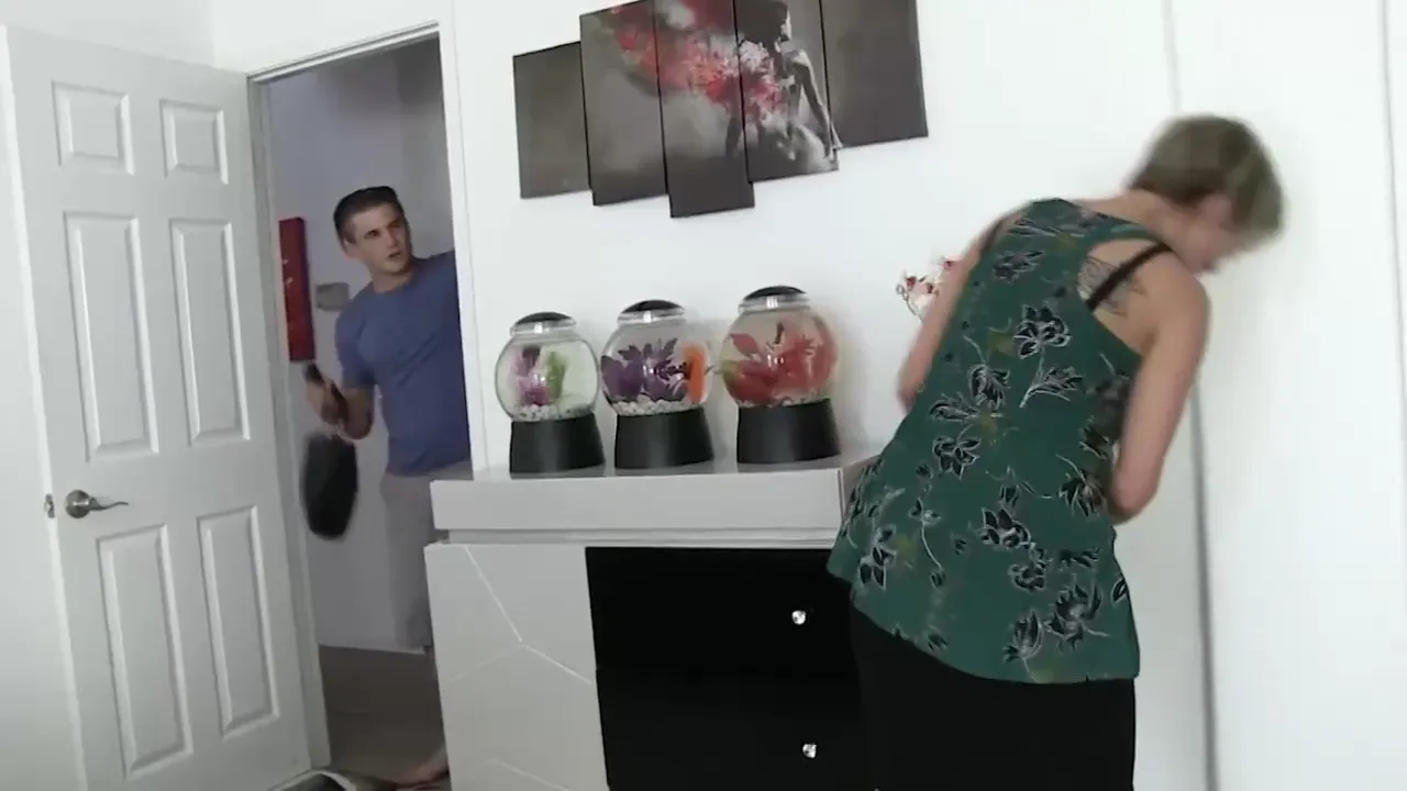 Seductive MILF with Curvy Assets Explores Passion with Stepson