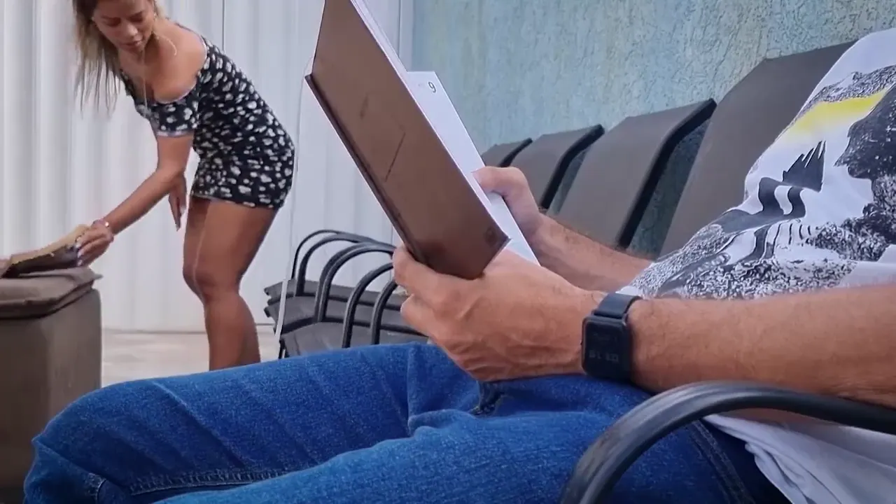 Sensational MILF Delivers an Intense Blowjob Experience