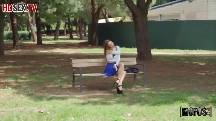 Curvy Brunette Enjoys Passionate Encounters in the Park