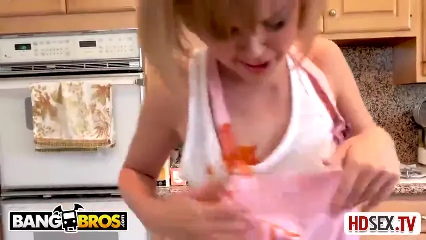 Busty Housewife Delivers a Sensational Oral Experience
