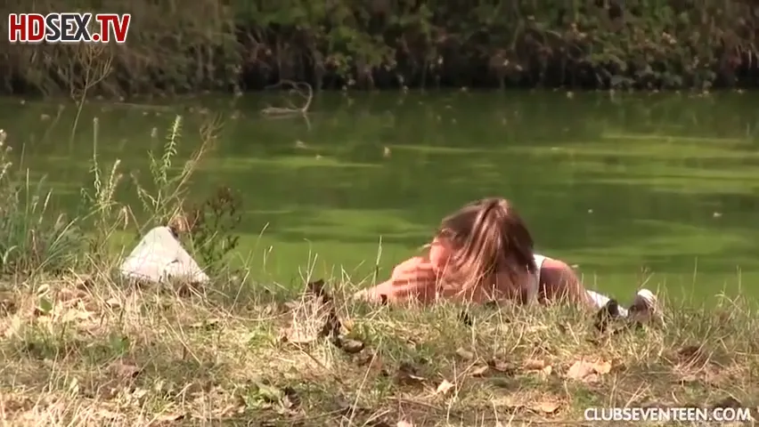 Brunette Beauty Enjoys Nature with Her Pilot in a Steamy Encounter