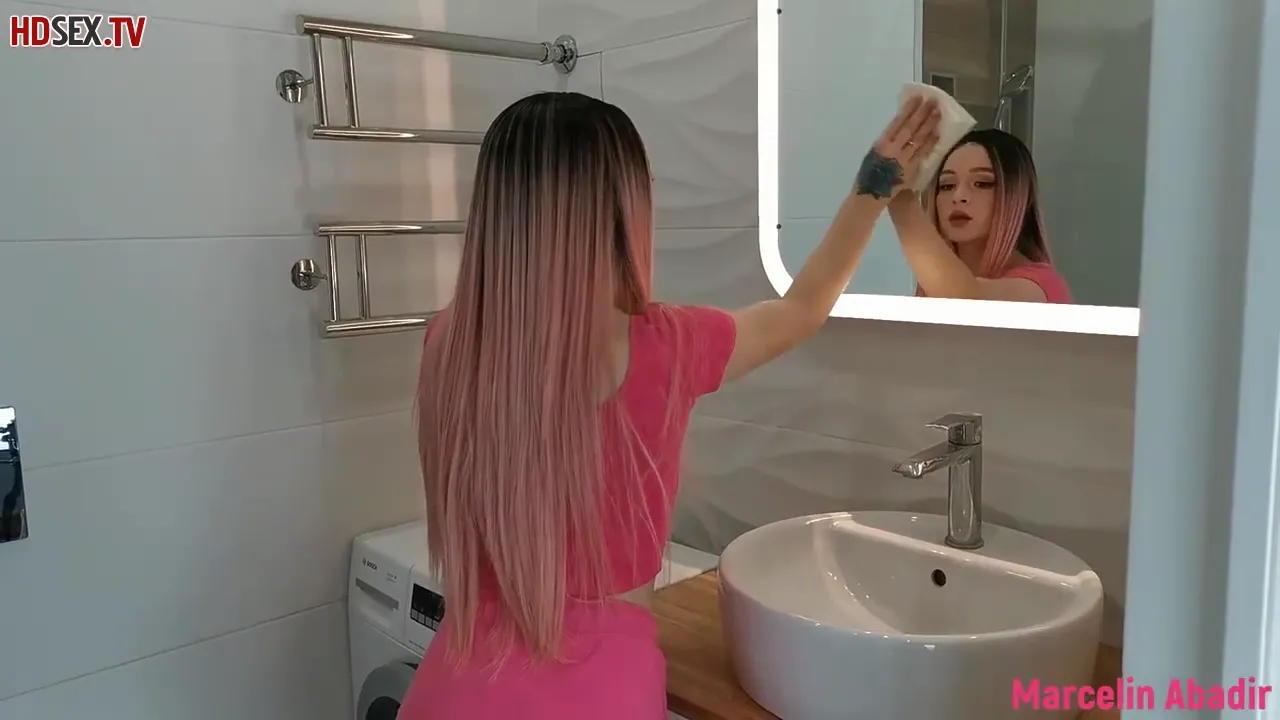 Vibrant-Haired Beauty Unleashes Passionate Pleasures