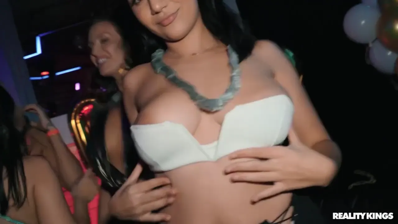 Hot Party Fun: Girls Getting Wild with Guys