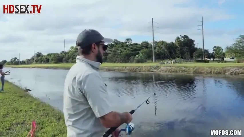 Enchanting Latina with Big Eyes Delivers a Deep Throat Surprise to Lucky Angler