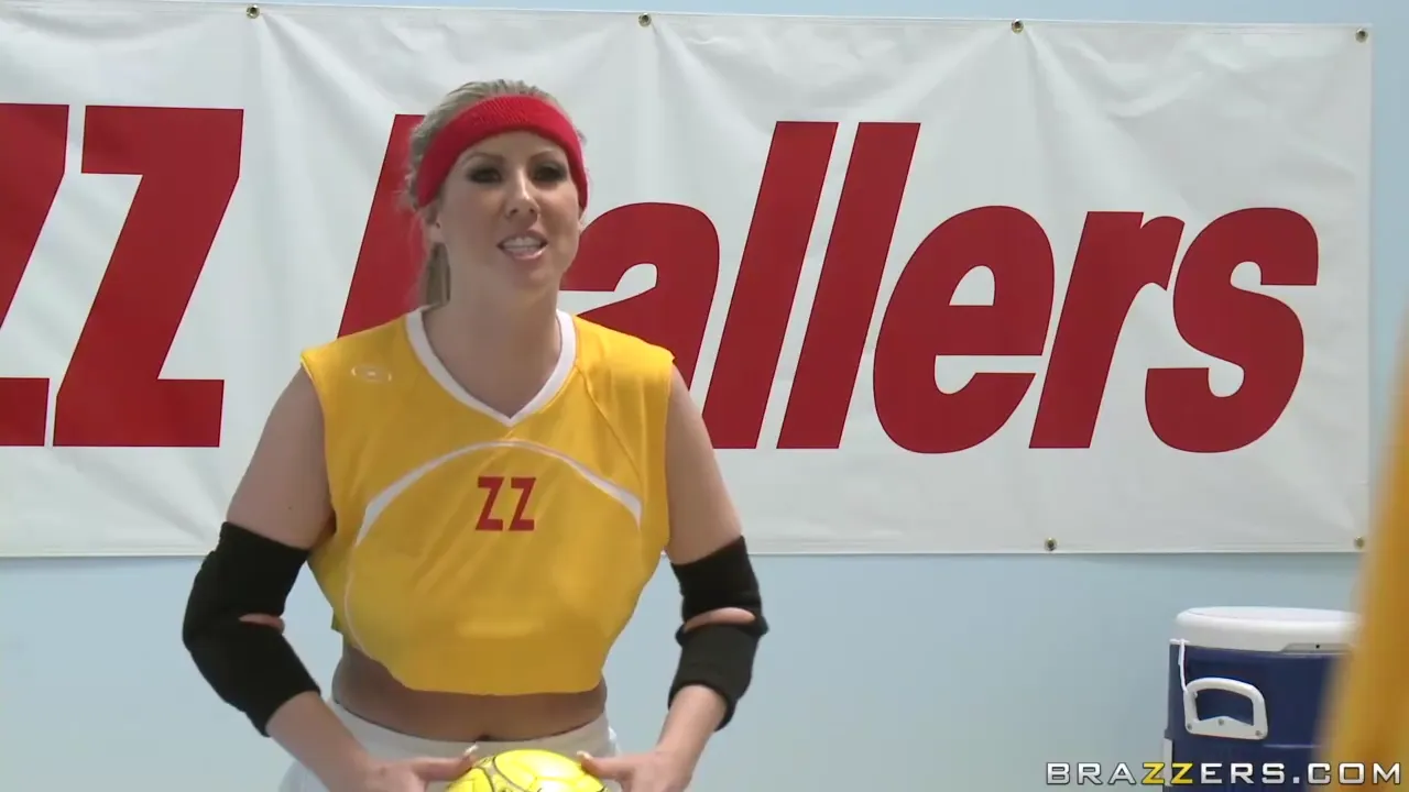 Sporty Blonde Delivers a Sensational Blowjob to a Charming Gent