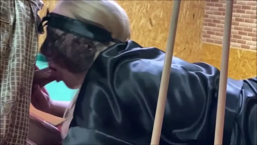 Blonde MILF in a Mask: Sensational Oral Experience