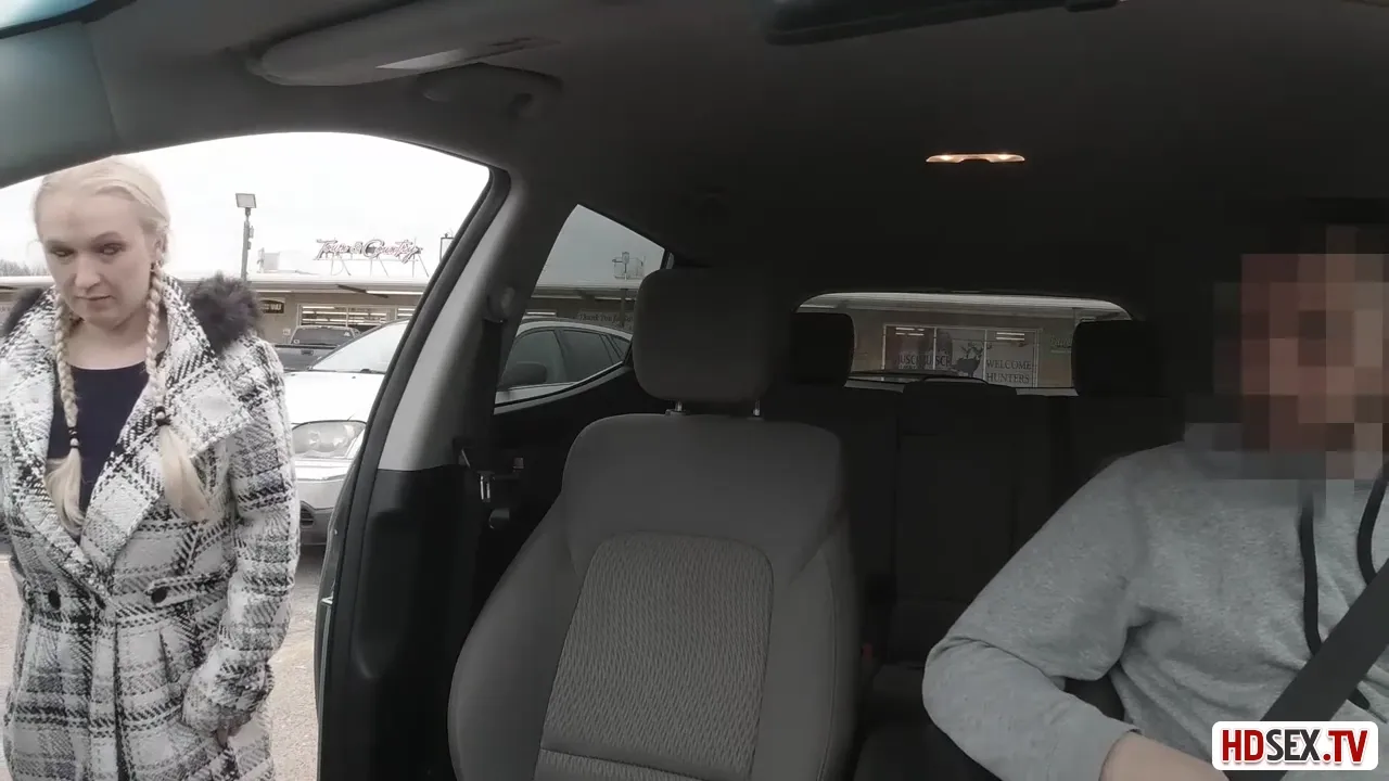 Blonde BBW Driver Delivers and Satisfies at Home