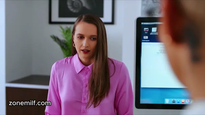 Veronica Leal surprises Stacy Cruz with her dick a