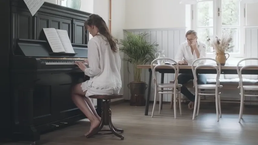 Stacy Cruz Piano Girl