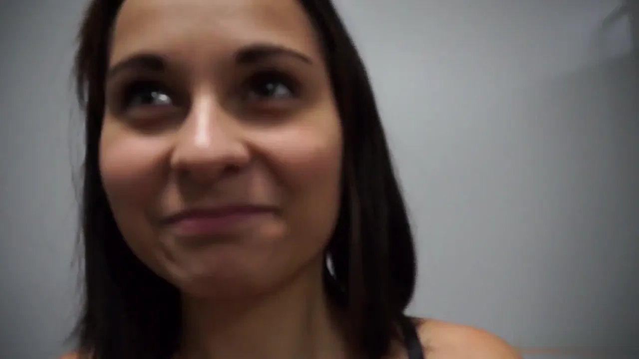 Tiny 19YO gives in at casting